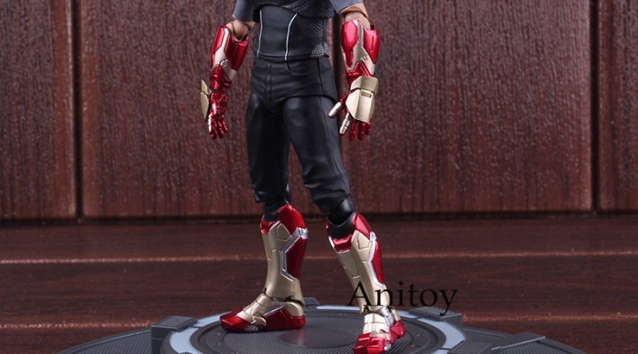 S-H-Figuarts-Iron-Man-Tony-Stark-with-Tony-s-Powerd-Stage-PVC-Iron-Man-Action (2)
