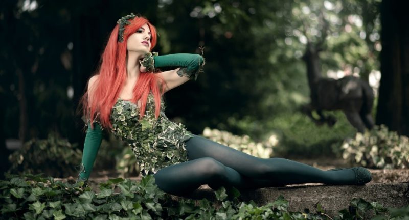 Костюмы супер героев из комиксов на Хэллоуин, кем быть?