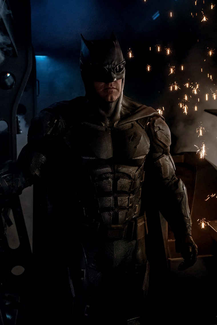 tacticalbatsuit_crop